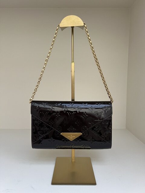Louis Vuitton Wallet Mira Chain