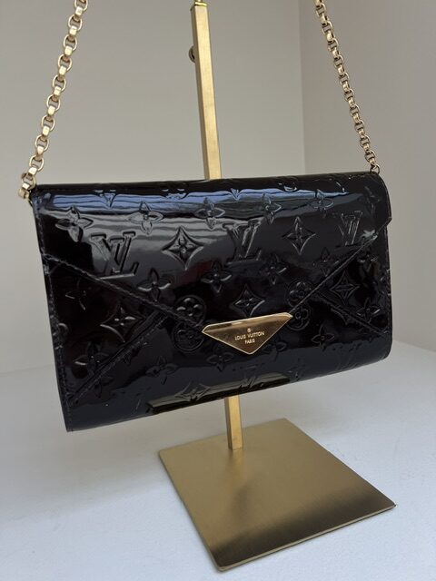 Louis Vuitton Wallet Mira Chain