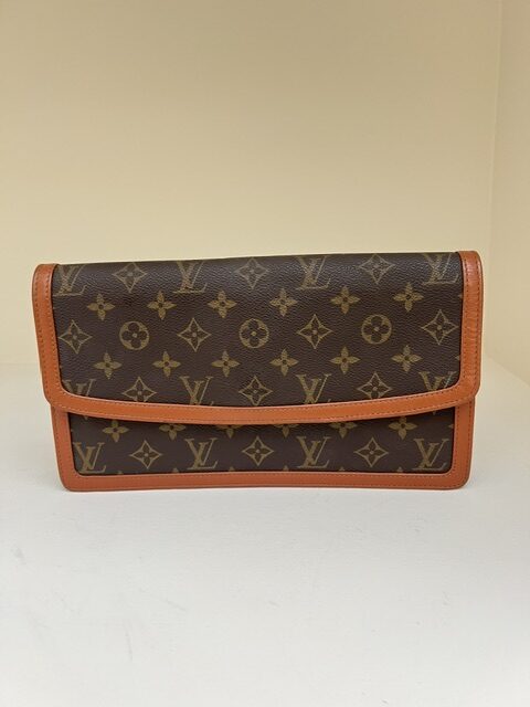 Louis Vuitton Pochette