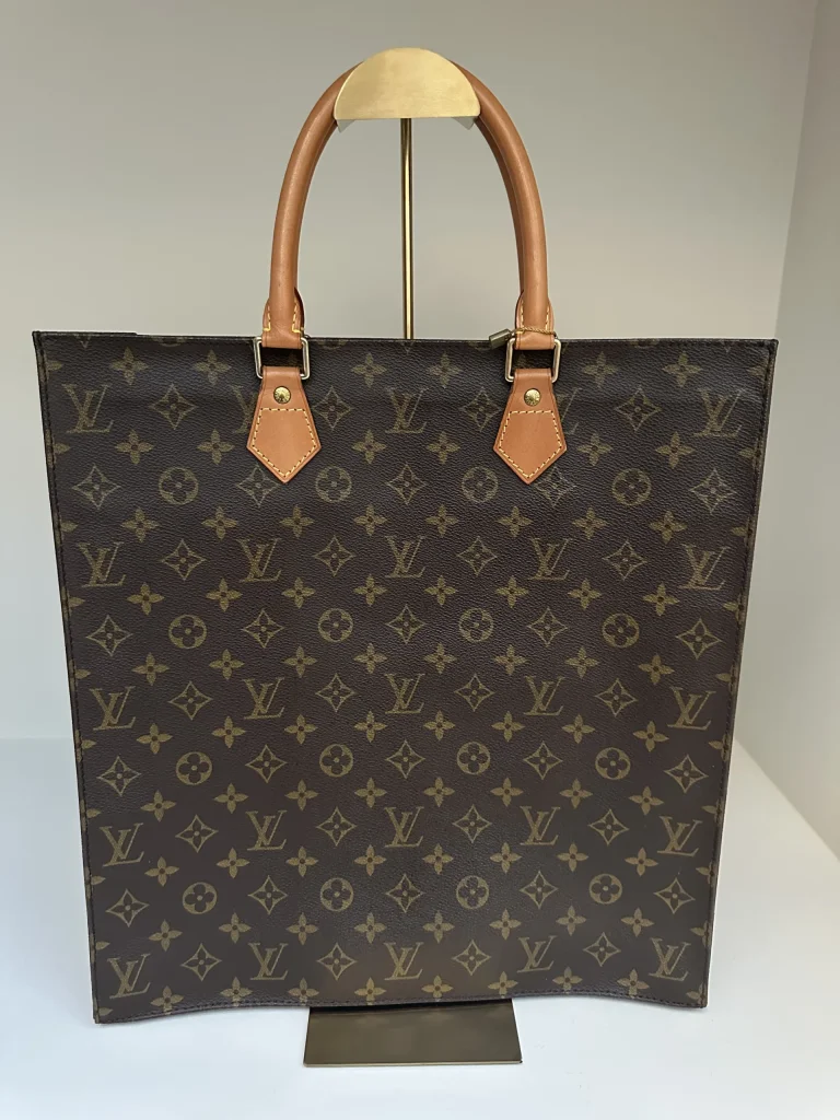Louis Vuitton Sac Plat MM Bag
