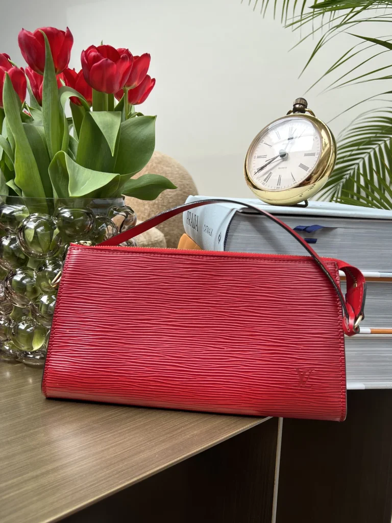 Louis Vuitton Pochette Red