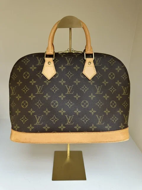 Louis Vuitton Alma GM Monogram Canvas Handbag