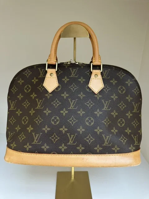 Louis Vuitton Alma GM Monogram Canvas Handbag