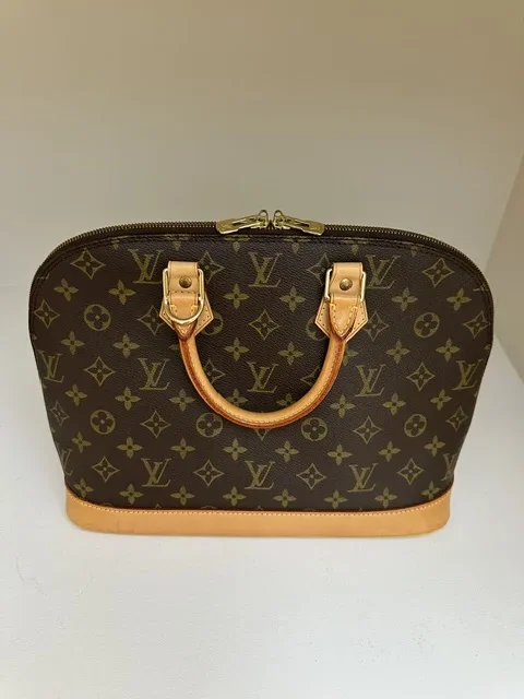 Louis Vuitton Alma GM Monogram Canvas Handbag
