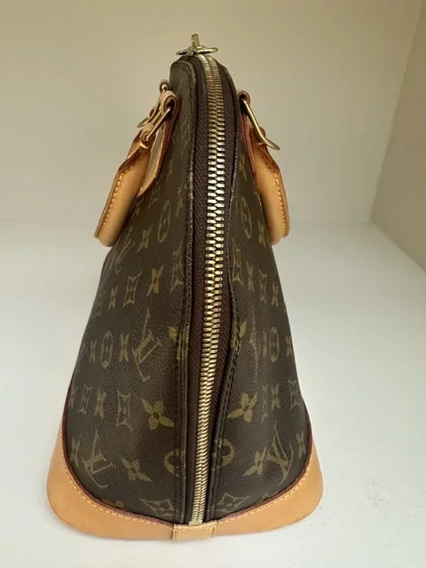Louis Vuitton Alma GM Monogram Canvas Handbag