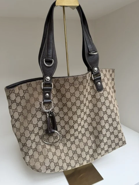 Gucci Icon Bit Shopper GG